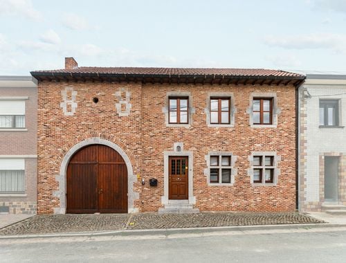                                         Appartement à louer à Zichen-Zussen-Bolder, € 820
