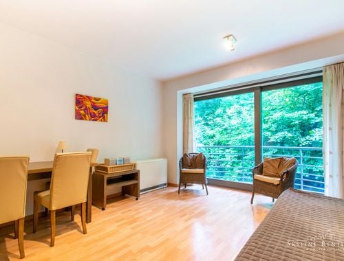                                         Studio à louer à Auderghem, € 750
