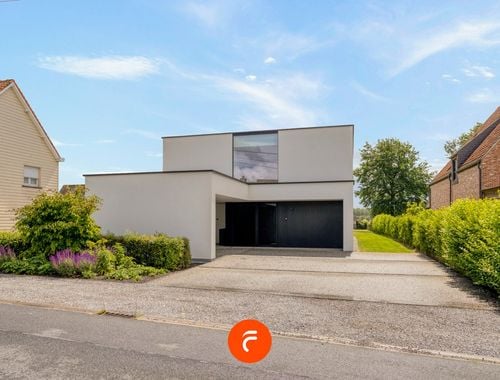                                         Villa à vendre à Oostrozebeke, € 895.000
