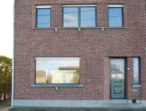                                         Woning te huur in Wichelen, € 745
