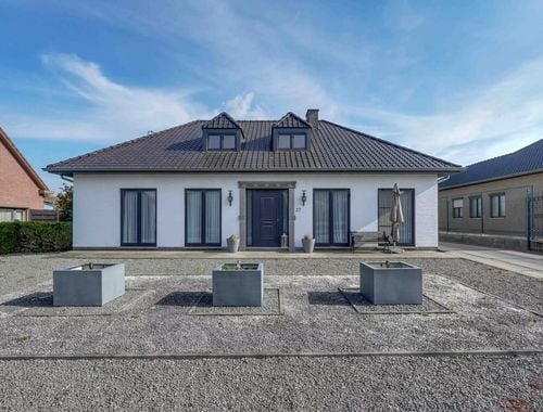                                         Villa te koop in Schalkhoven, € 357.000
