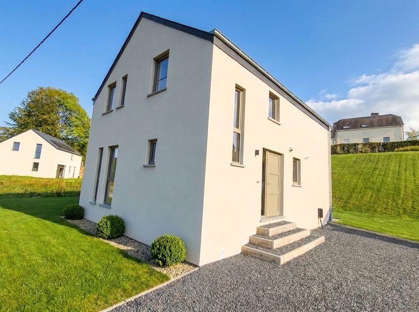 Huis te koop in Rue du Moustier 21,
                    6860 Léglise
