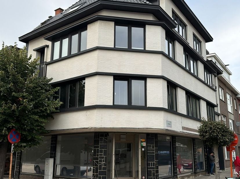 Bedrijfsvastgoed te koop in Torenstraat 35,
                    3500 Hasselt