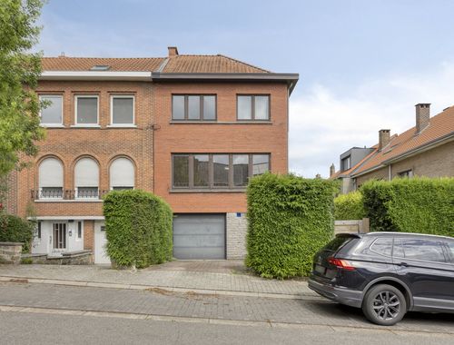                                         Bel-étage te koop in Sint-Pieters-Leeuw, € 410.000
