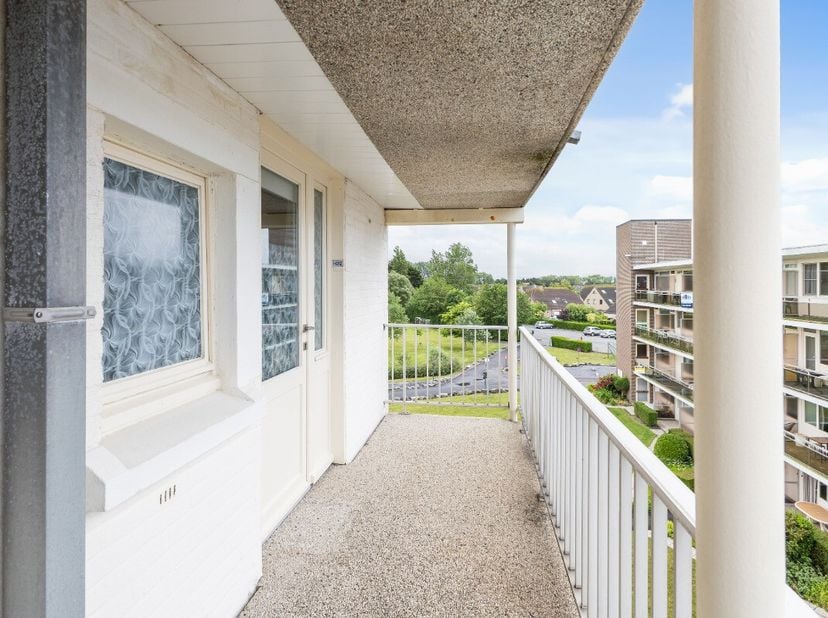De Haan: Vakantie appartement te koop gelegen in het groen en vlakbij de zee!Op de 3e verdieping van residentie Hyacint vinden we dit gezellig apparte
