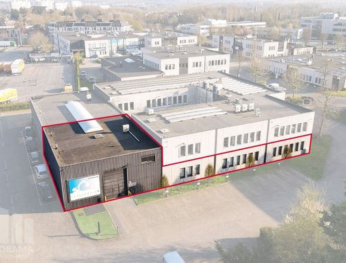                                         Bureaux à louer à Zellik, € 4.966
