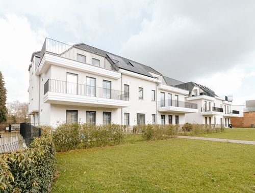                                         Appartement te huur in Boechout, € 985
