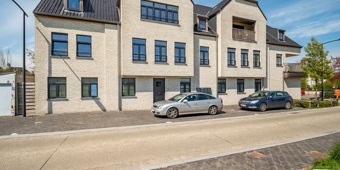 Appartement te huur in Kerkhofweg 3 bus 0001, 9770 Kruishoutem