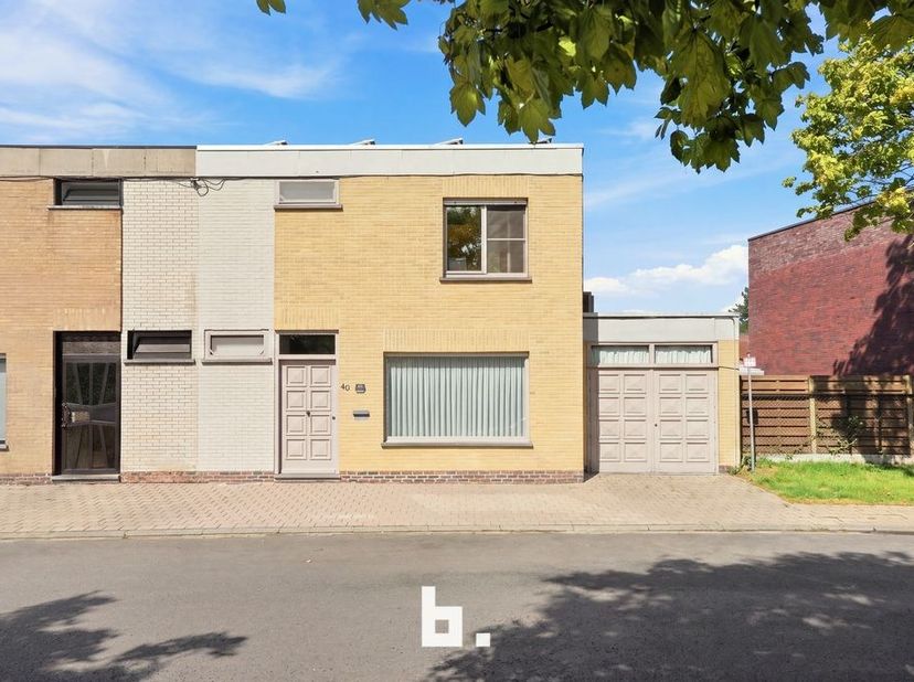 Huis te koop in Kwarteldreef 40,
                    8800 Roeselare