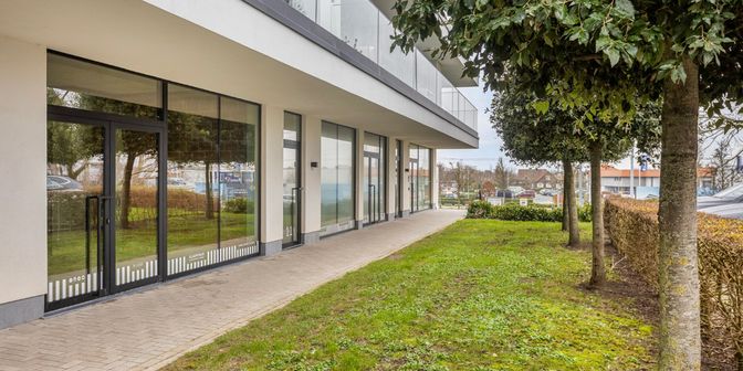Bedrijfsvastgoed te huur in Robert Orlentpromenade 11 bus 0001, 8620 Nieuwpoort