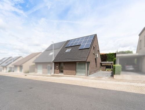                                         Eengezinswoning te koop in Zwevegem, € 415.000
