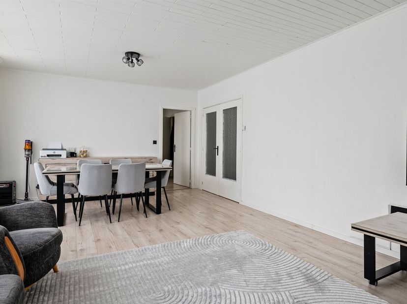 Gerenoveerd ruim appartement (105m²) voorzien van 3 slaapkamers in hartje Antwerpen<br />
 Ligging: Ontdek dit prachtig appartement in het centrum van