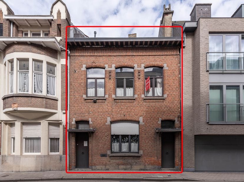 Huis te koop in Erembodegem-Dorp 6,
                    9320 Erembodegem