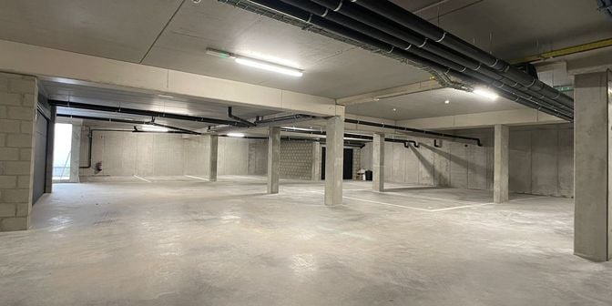 Garage à vendre à Diksmuidestraat 5, 8000 Brugge