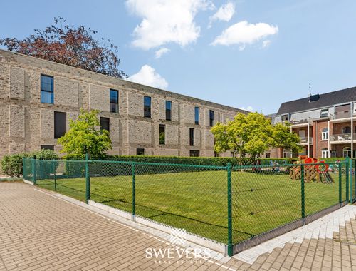                                         Serviceflat te koop in Diepenbeek, € 240.000
