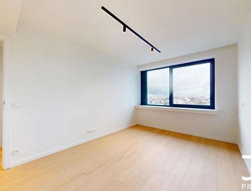                                         Appartement te huur in Elsene, € 1.600
