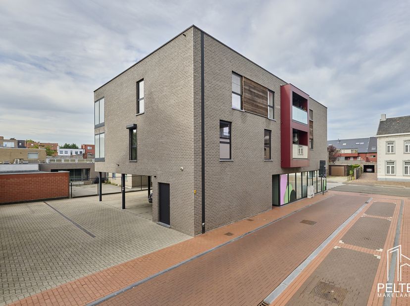 Appartement te koop in Hazenstraat 2 bus 6,
                    3910 Neerpelt