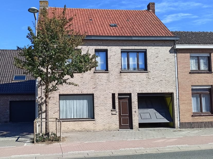 Huis te koop in Obterrestraat 49,
                    8970 Poperinge