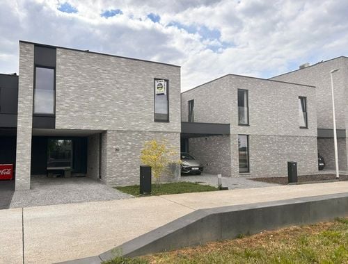                                         Woning te huur in Bilzen, € 1.400
