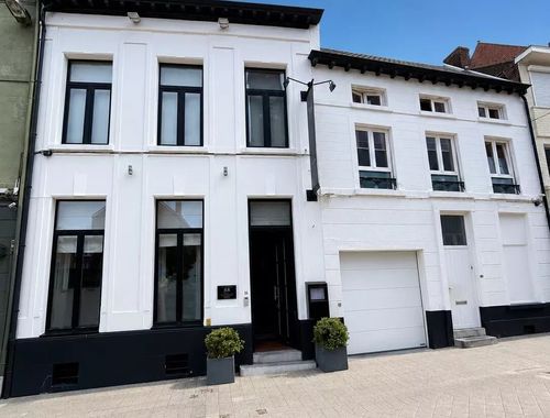                                         Handelszaak te huur in Hasselt, € 3.900

