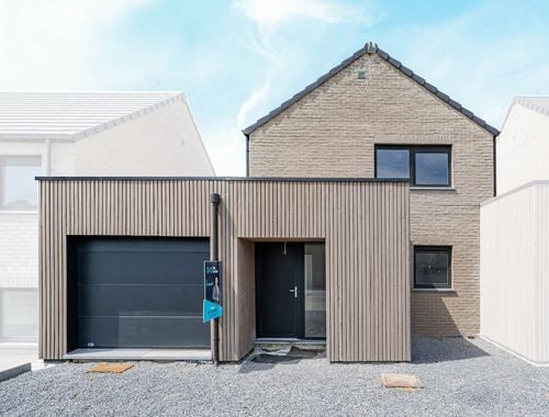                                         Woning te koop in Philippeville, € 297.000
