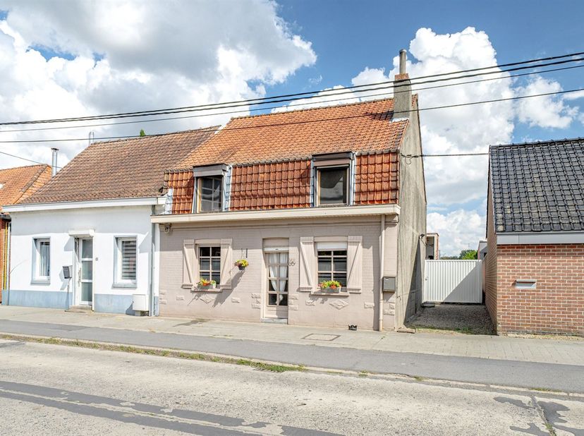 Huis te koop
                    in 7742 Herinnes-lez-Pecq