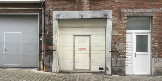 Garage à vendre à 7000 Mons