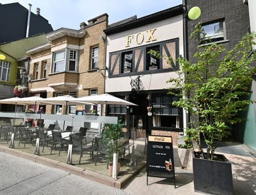                                         Handelspand met woonst te koop in Deinze, € 315.000

