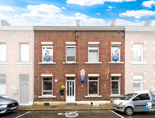                                         Eengezinswoning te koop in Jemeppe-sur-Meuse, € 220.000

