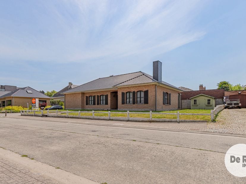 Maison à vendre à Beeklaan 1,
                    9550 Herzele