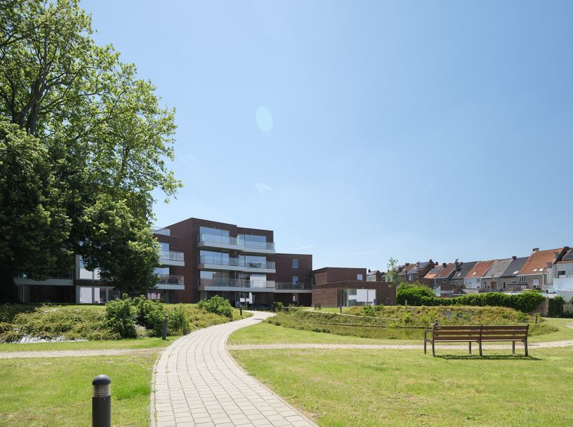 Appartement à vendre
                    à 9600 Renaix