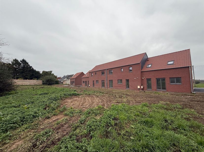 Projet à vendre à Rue d'Hoyaux,
                    7602 Bury