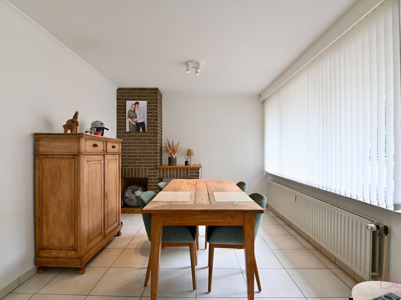 ***TOPAANBIEDING *** Dit instapklaar appartement ligt op zeer gunstige locatie in residentie "Tichelrij".&amp;nbsp; De ligging van dit appartement is op w