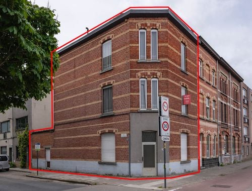                                         Maison à vendre à Gent, € 250.000
