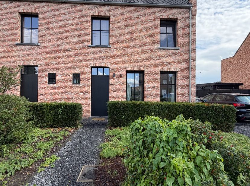 Huis te huur in Vennestraat 75,
                    2275 Gierle