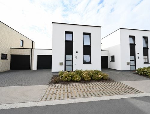                                         Maison à vendre à Hooglede, € 345.000

