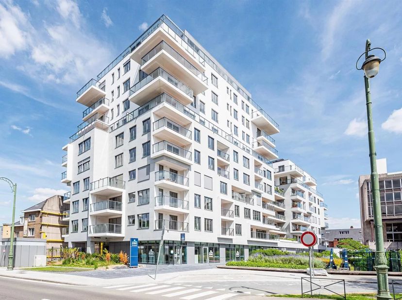 Gepresenteerd door Yanis Morsa : 0487 71 46 10 / yanis.morsa@victoire.be<br />
Victoire-junot biedt u dit prachtige appartement in Auderghem, gelegen