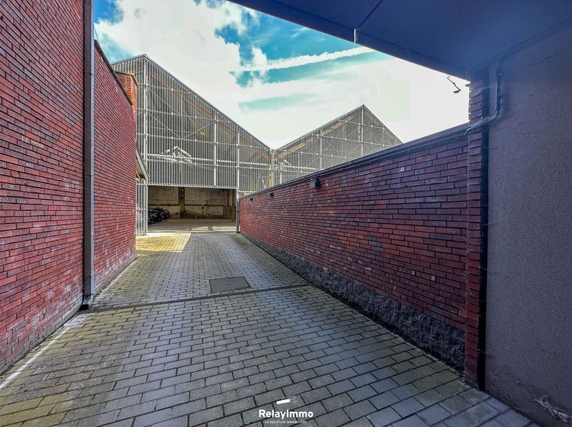 Garage à louer à Boulevard Delwart 12,
                    7500 Tournai