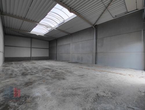                                         Bâtiment d’entreprise à louer à Blankenberge, € 2.450
