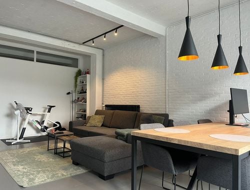                                         Gelijkvloers app. te huur in Mol, € 910
