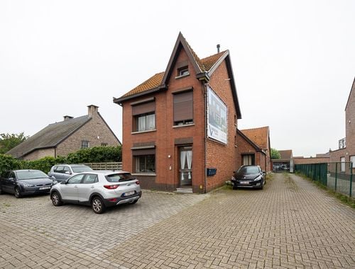                                         Maison à vendre à Minderhout, € 175.000
