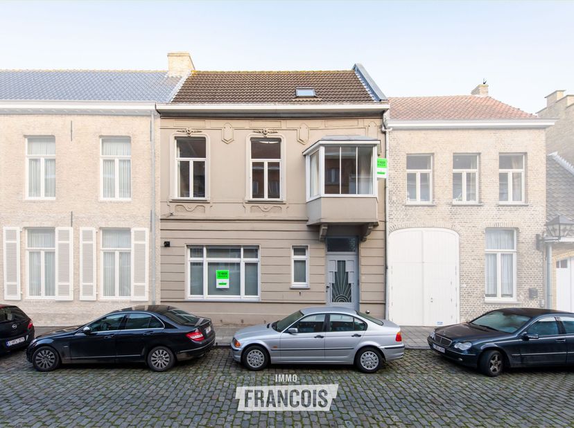 Huis te koop in Vleeshouwersstraat 29,
                    8630 Veurne