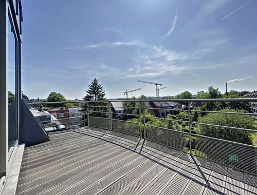                                         Penthouse à louer à Neder-over-Heembeek, € 1.200
