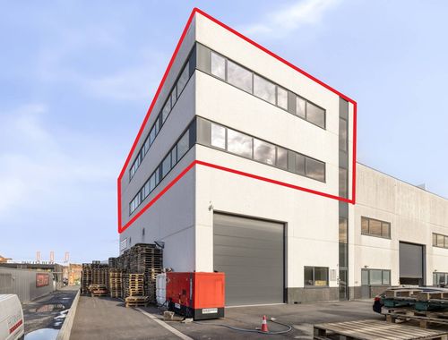                                         Bureaux à louer à Marke, € 4.500
