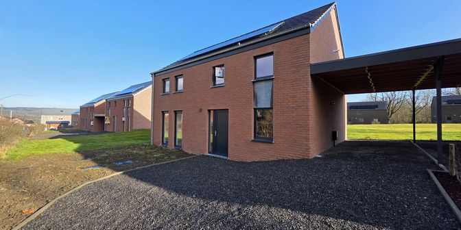 Maison à vendre à Hautes Voies, 6940 Grandhan