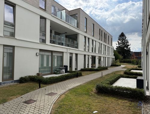                                         Appartement à louer à Sint-Niklaas, € 935
