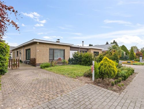                                         Bungalow à vendre à Stekene, € 349.000
