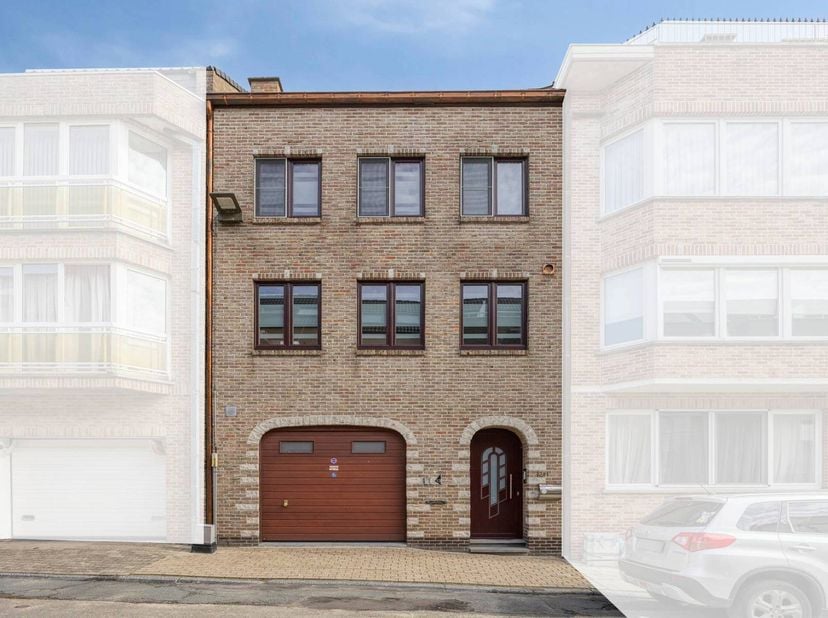 Huis te koop in Moeder Tiburcestraat 13,
                    9400 Ninove