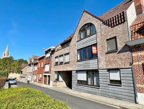                                         Appartement à vendre à Ieper, € 260.000
