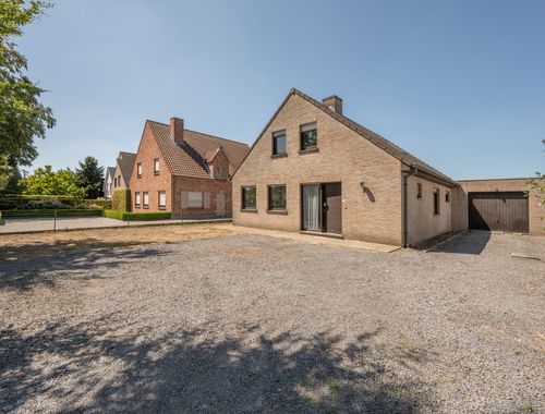                                         Maison à vendre à Jabbeke, € 375.000
